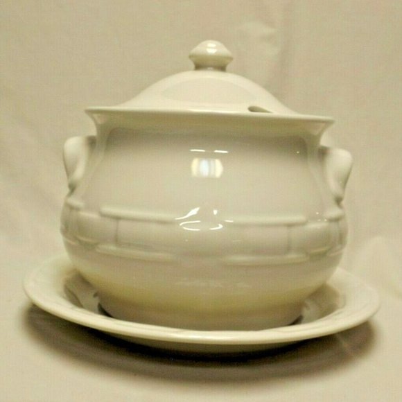 Longaberger Pottery Woven Traditions Heirloom Ivory Hostess Soup Tureen - Picture 3 of 12